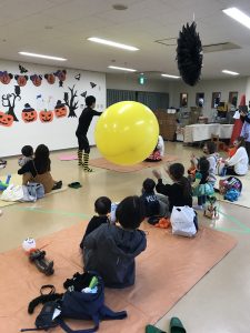 ハロウィンパーティー ピエロのまーくん 龍ヶ崎市 社会福祉法人 育心会 しらはね保育園